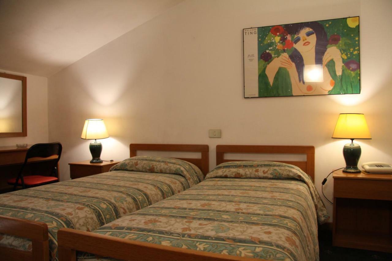 Hotel Rizzi Monticello Conte Otto Eksteriør bilde